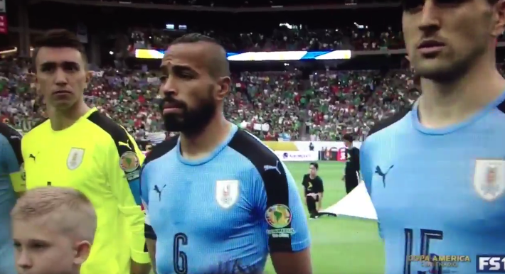 放错国歌,美洲杯组委会向乌拉圭道歉 - 足球第
