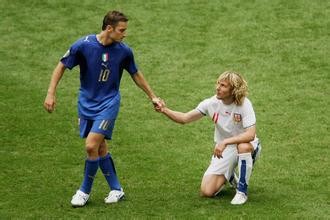 赛事回顾:2006年世界杯小组赛捷克0-2意大利 