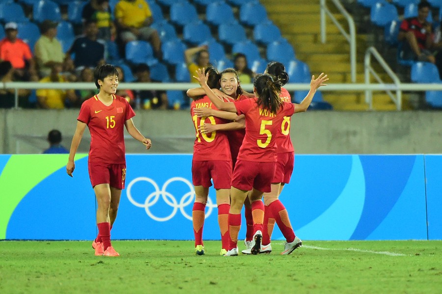 中国女足2-0南非女足,古雅沙破门,谭茹殷超远距