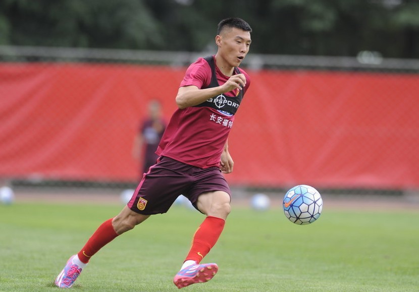 继续为国足支招!进攻线提速,郜林武磊强强联手