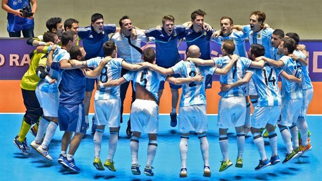 创造历史!阿根廷5-4俄罗斯夺五人制世界杯冠军