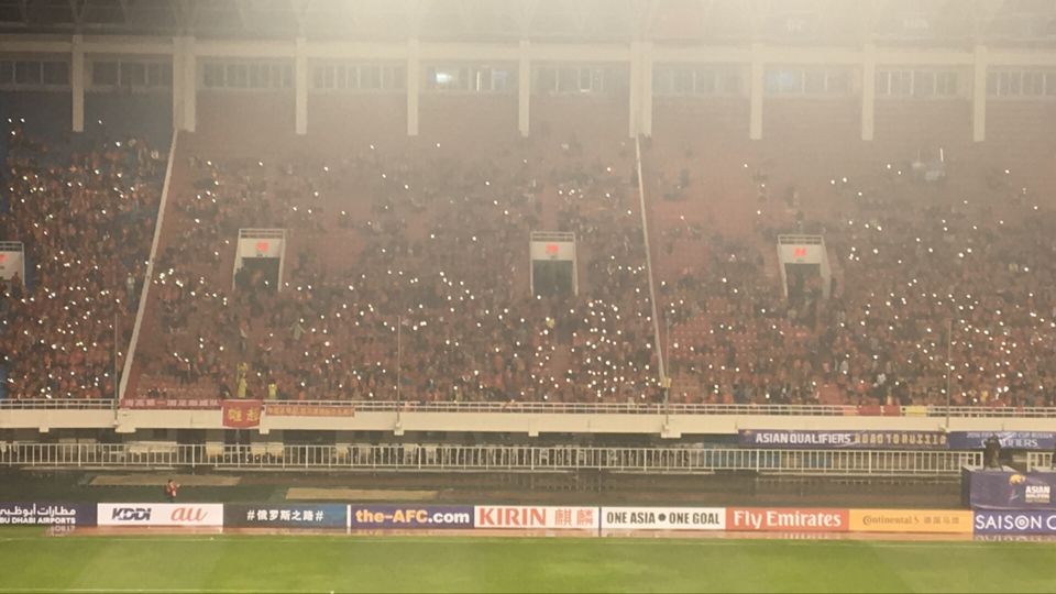 气氛渐燃,徐歌阳现场献唱追梦赤子心 - 足球第