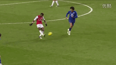 莫拉塔助攻,巴斯克斯凌空破门!