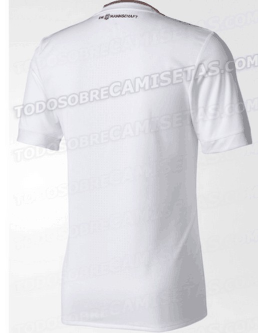 德国队联合会杯球衣谍照曝光:经典三道杠回归