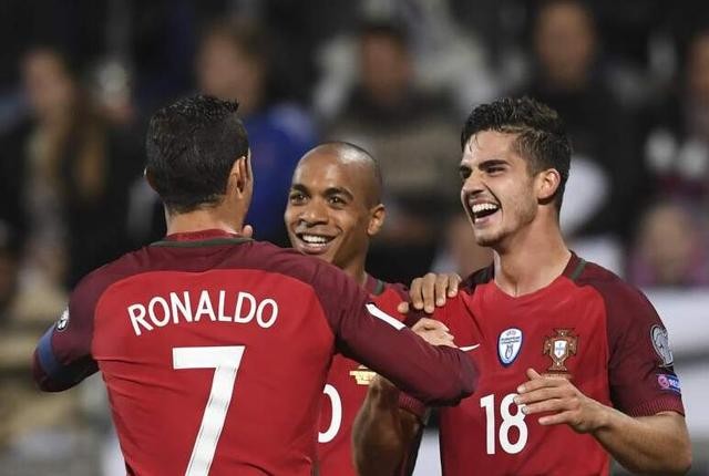 百盈内参:谢菲联强势,葡萄牙打穿深盘 - 足球视