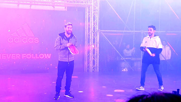 梅西首谈染发原因:要从零开始 - 避谈巴萨续约