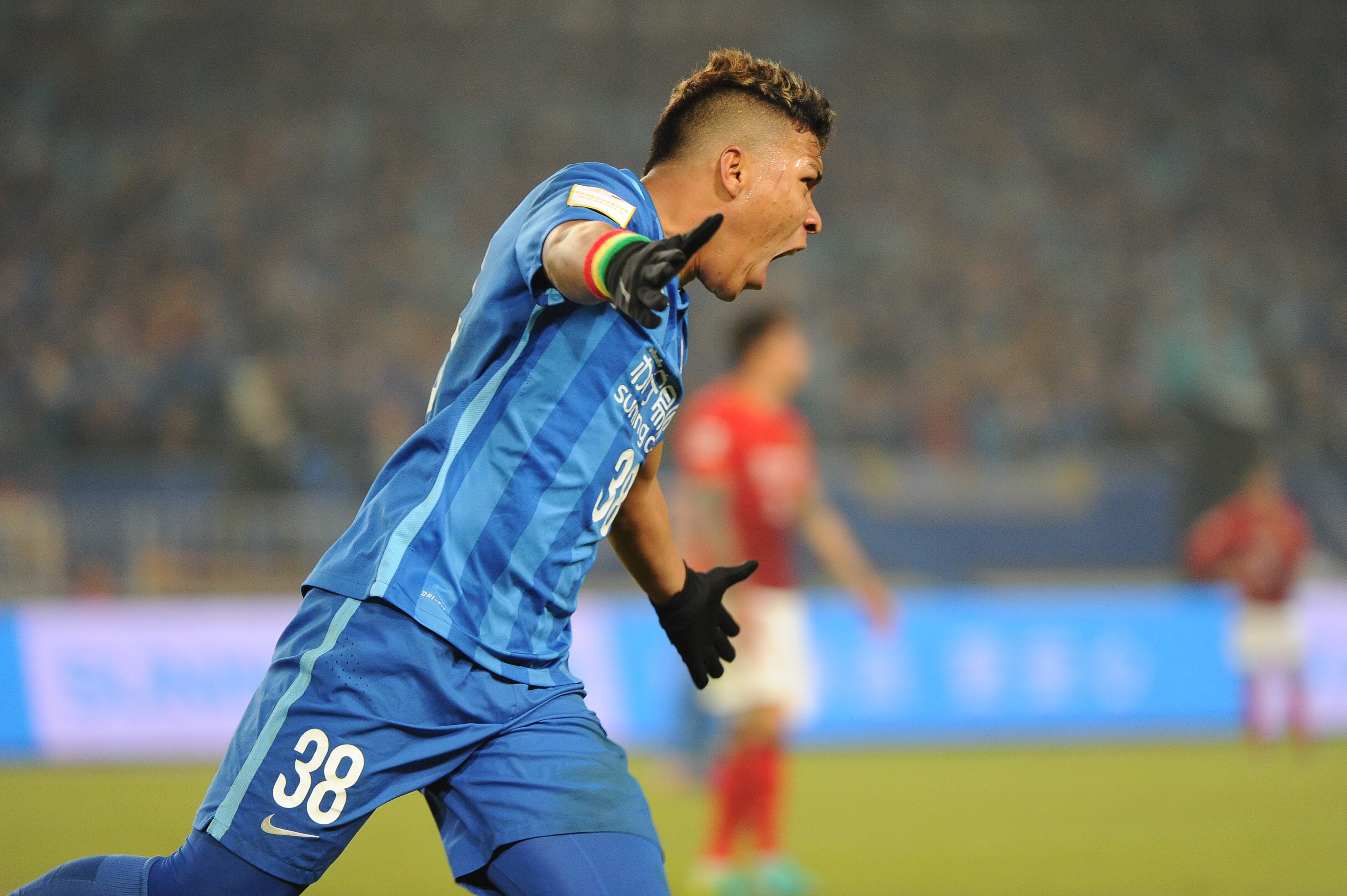 图集:苏宁易购3:3广州恒大 客场进球劣势屈居亚