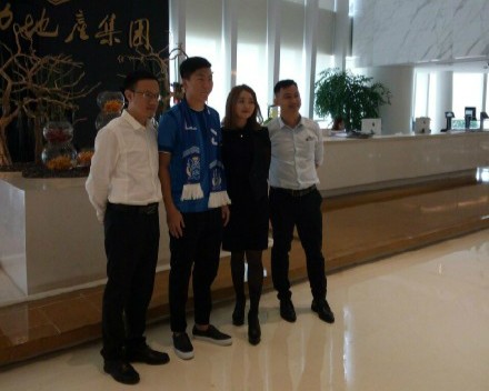 张功:最欣赏阵中的汪嵩;有信心竞争主力位置 -