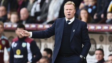 罗纳德-科曼:和穆帅在巴萨合作很愉快;圣诞树的