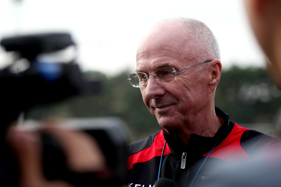 :深圳佳兆业集结备战,埃里克森首次带队训练 -