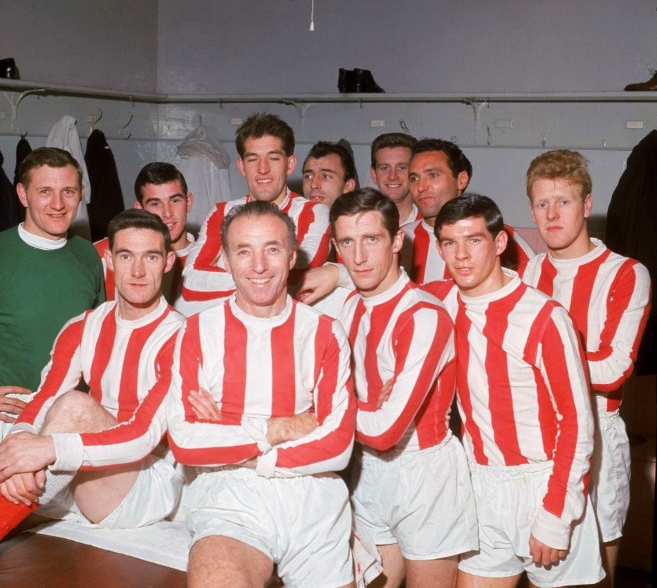 锋49岁再续约,有望打破世界最年长职业球员纪