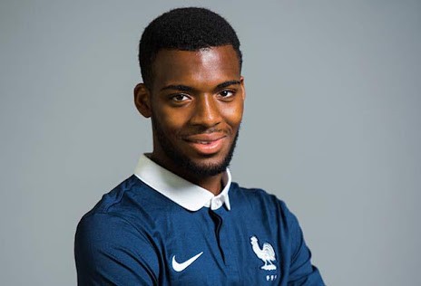 超新星报告:托马斯-勒马尔成长生涯中的三位伯