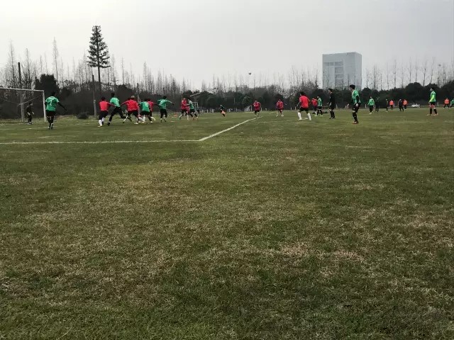 热身赛:成都钱宝2:0陕西长安竞技 - 足球视频|足