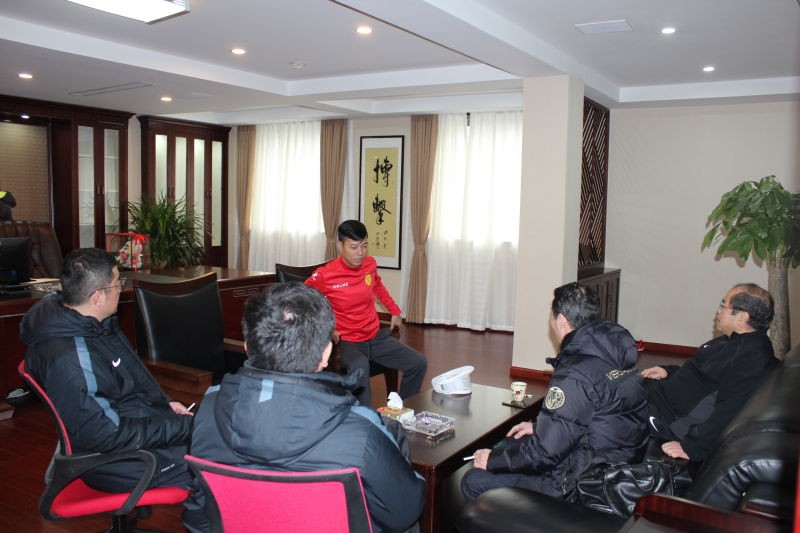 上海上港集团足球俱乐部与我俱乐部深度战略合