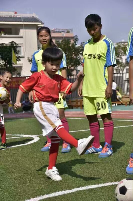 广西绿之梦足球俱乐部训练班本周起航