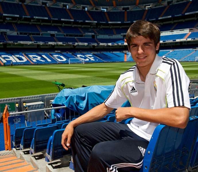 球色怡人特别版:卡斯蒂亚之子莫拉塔 - 专业权