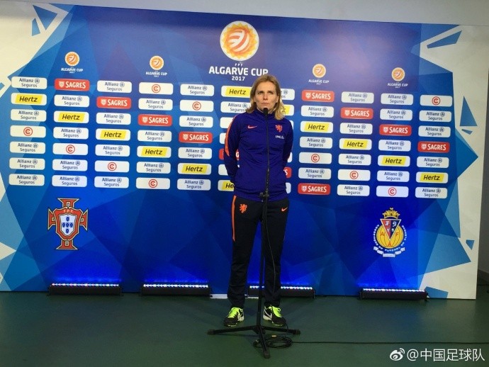 荷兰女足主教练:顶住了中国队的反攻;王珊珊让