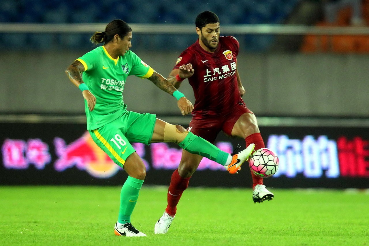 专访赵宇豪:当年差点放弃踢球去读大学,偶像是