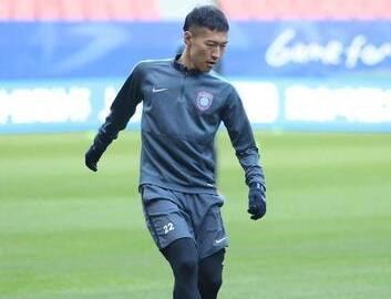 苏宁亚冠客场抗日带走三分 球队亮剑精神让中