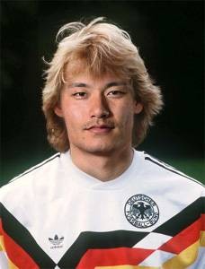 新闻大爆炸:嘴上没毛办事不牢,奥斯卡的胡子真