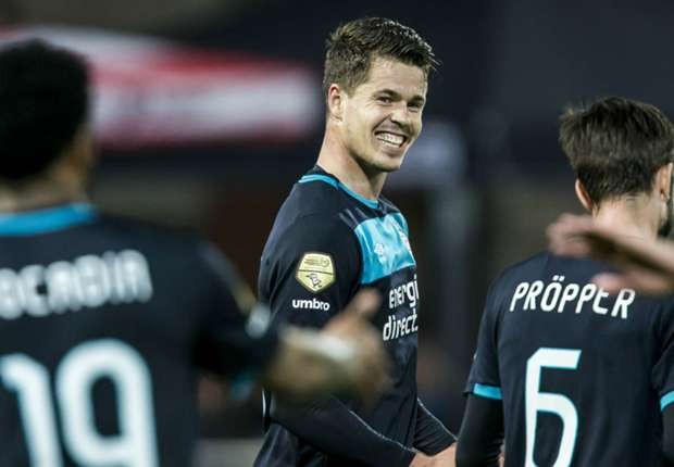 荷兰球员综述:范佩西首发进球 - 足球视频|足球