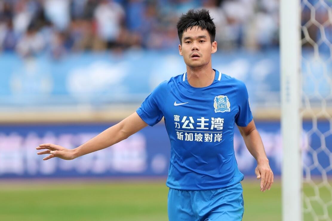 中超第3轮国内球员红黑榜:于汉超参与三球,晋