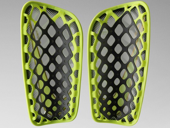 实战利器--Nike Mercurial刺客系列护腿板详解 