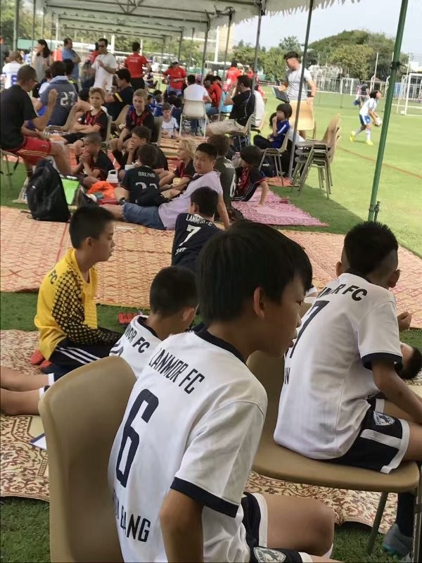 小E泰国足球联赛之旅:东南亚青少年赛事组织竟