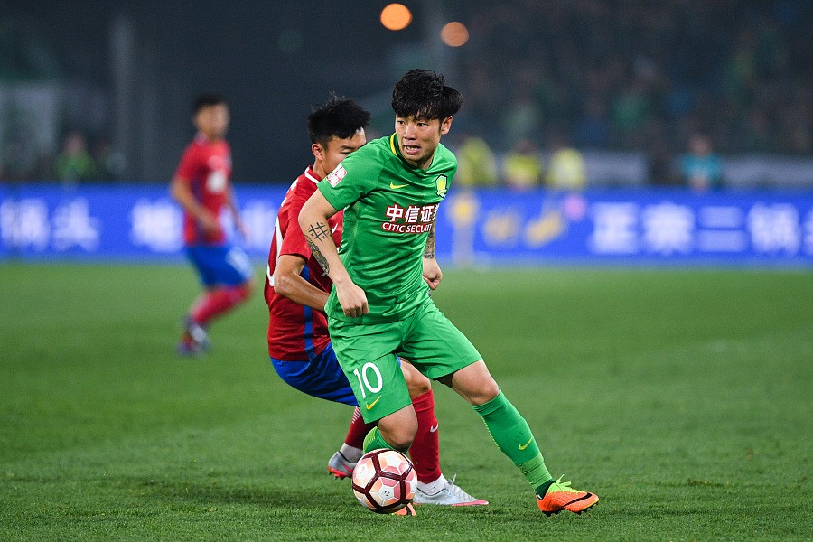 张稀哲:张池明应该进两个球 - 专业权威的足球