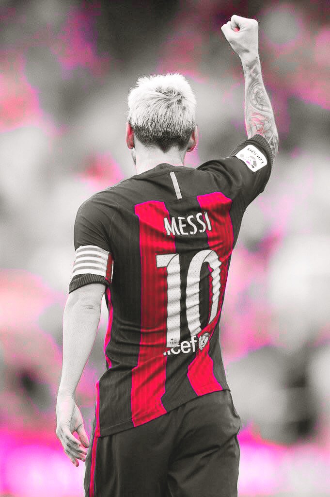 闪转腾挪,梅西职业生涯50大逆天过人 - 足球视