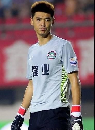 恒大让曾诚成中国第一门神 但他最感激的却是