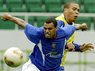 巴西绝世天才急速陨落,因踩单车闻名世界,世界