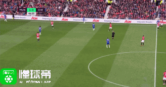 低级失误,摩西掷界外球违例 - 专业权威的足球