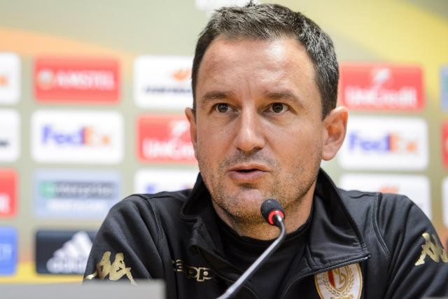 官方:标准列日主帅离任 - 专业权威的足球网站