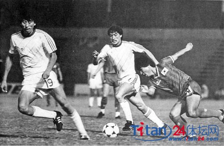 国足黑色三分钟缔造者,见证辽足辉煌,和唐尧东