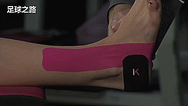 如何用肌内效贴布保护踝关节