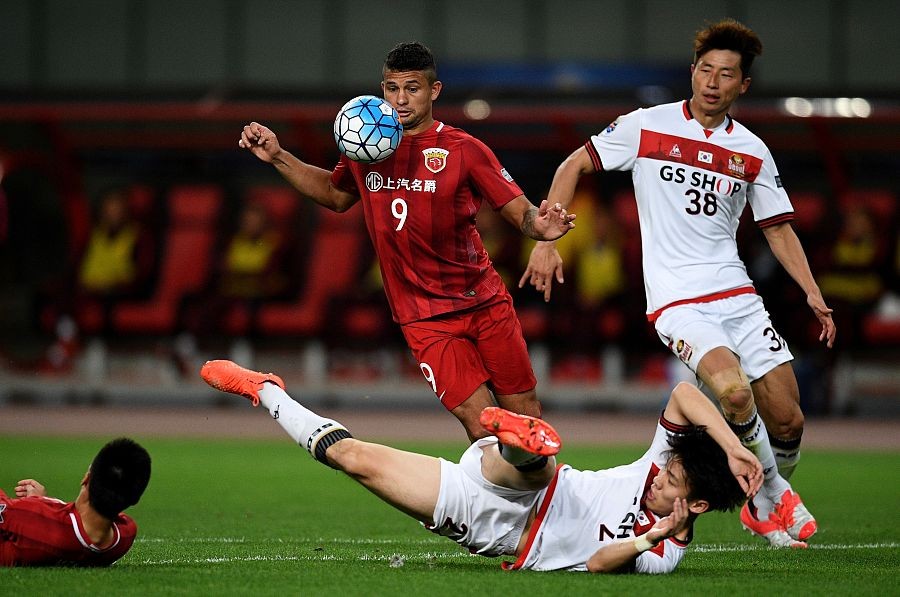 比赛图集:上港主场4-2首尔,前场攻击火力强大 