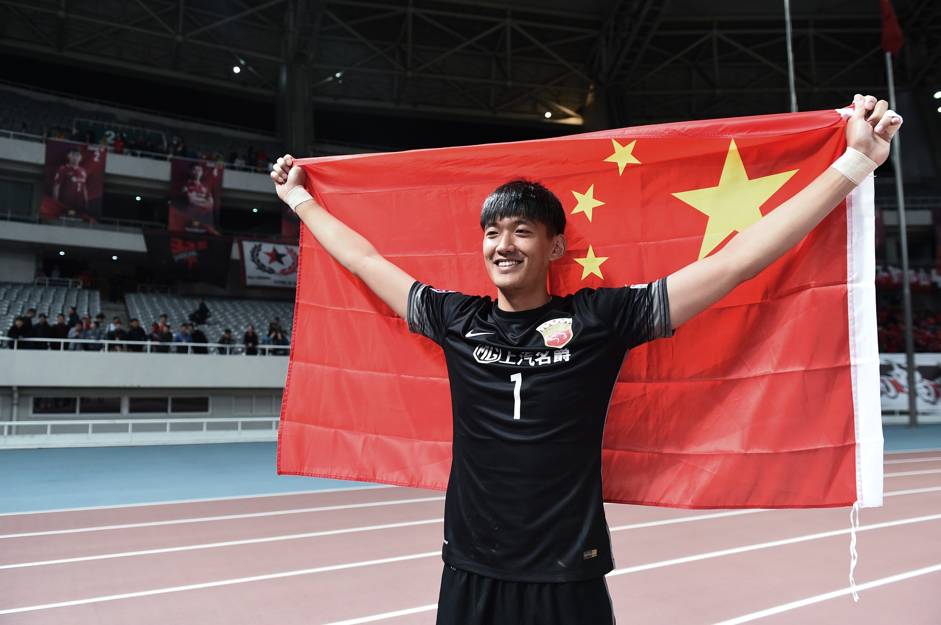 颜骏凌:不想太早和苏宁碰面 - 专业权威的足球