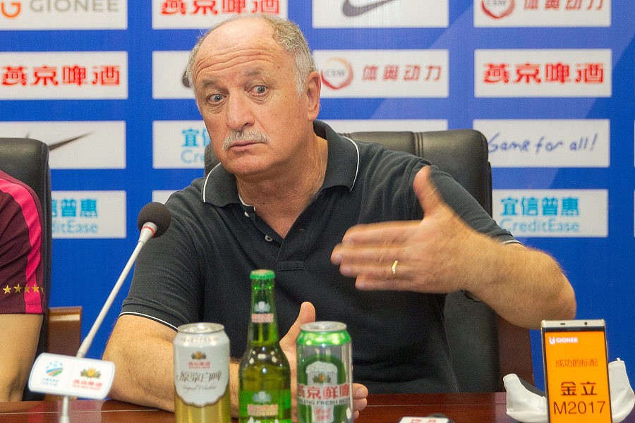 斯科拉里:有些球员没珍惜机会 - 专业权威的足