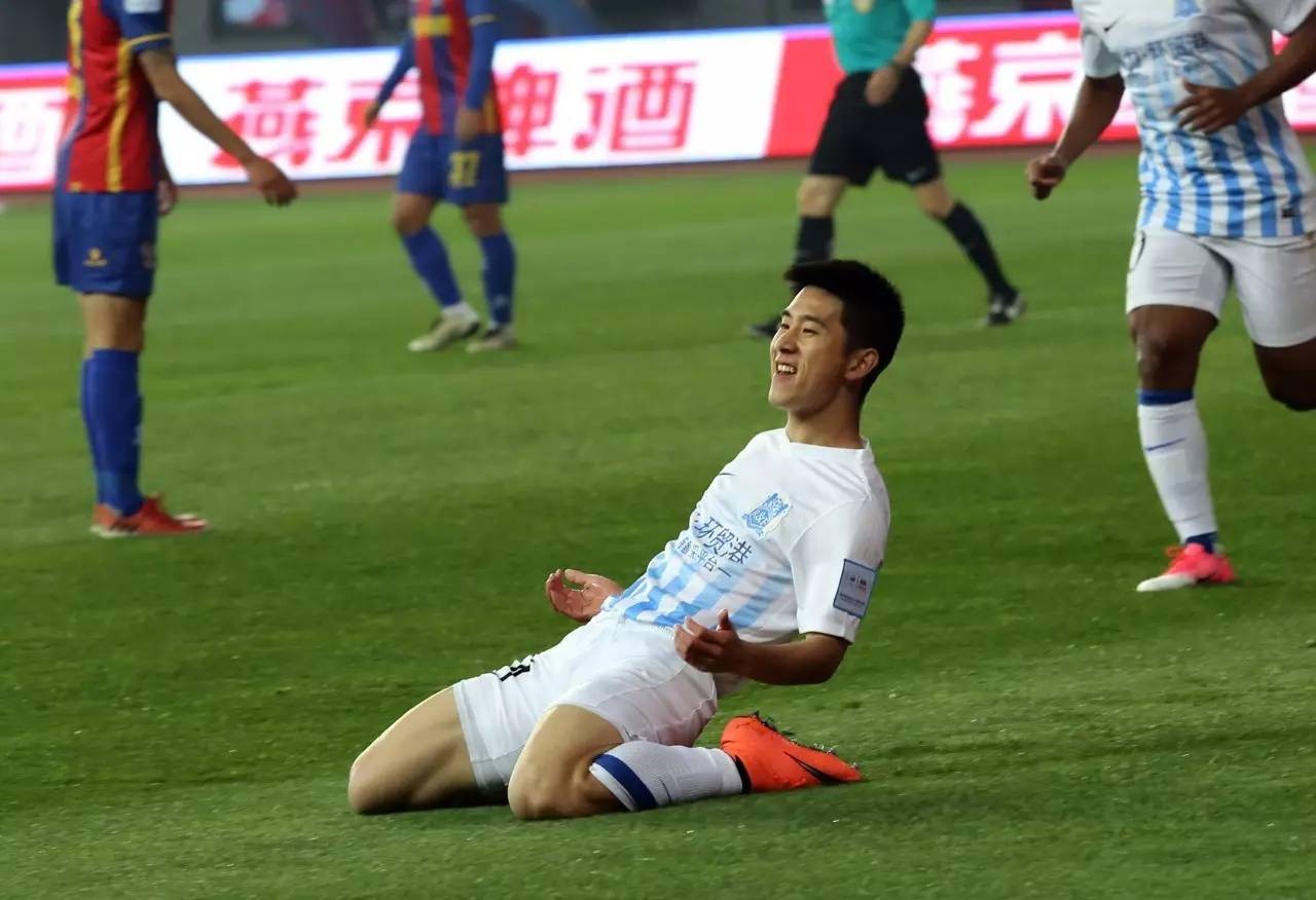 专访曾超| 大器晚成 的本土新势力 - 足球视频|足