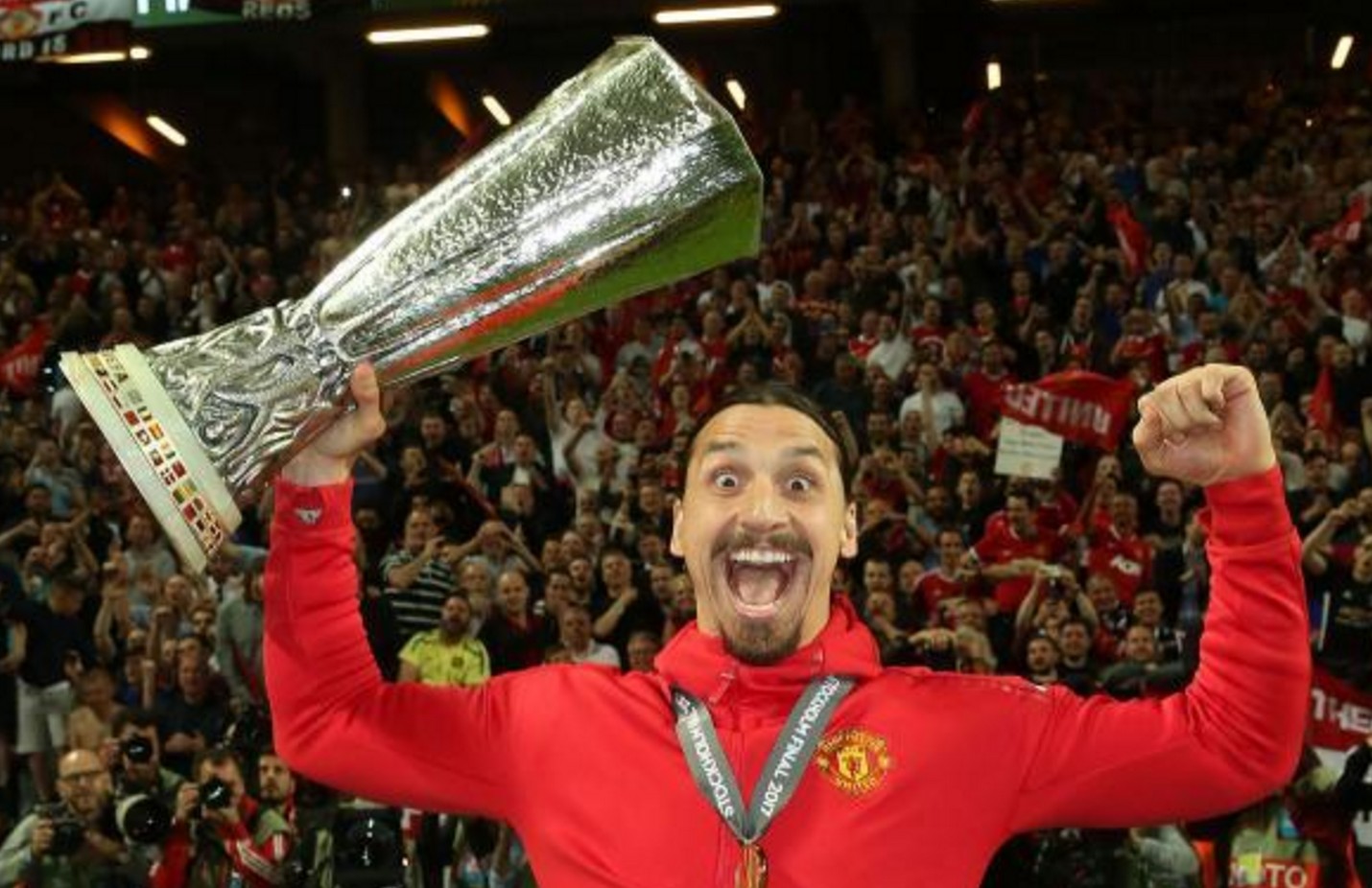 拉伊奥拉:伊布想留在顶级球队 - 专业权威的足球网站|懂球帝