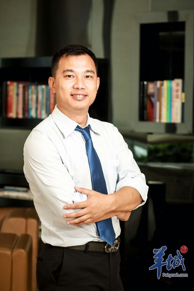 高考钥匙握在自己手中--20年前的老考生黄董寄