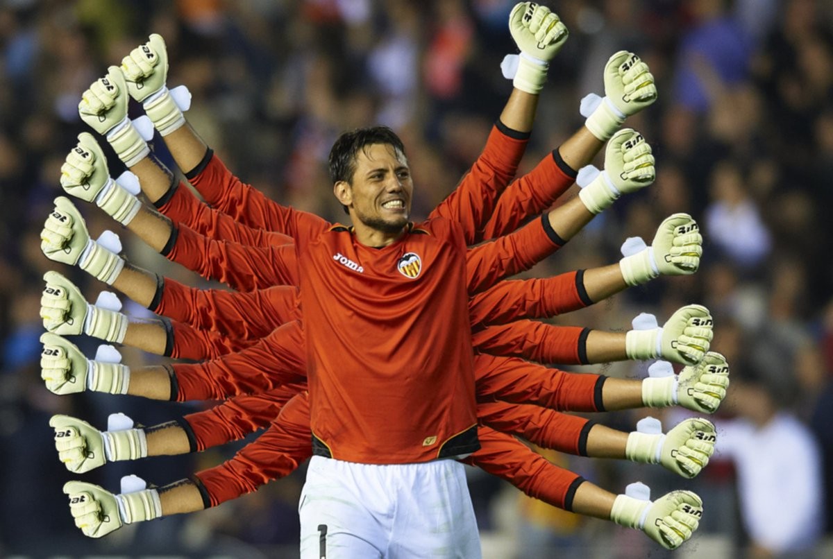 吃饭睡觉扑点球,我是迭戈-阿尔维斯 - 瓦伦西亚