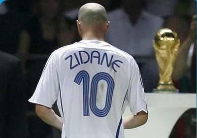 或许那些神一般存在的10号球星们,是你爱上足