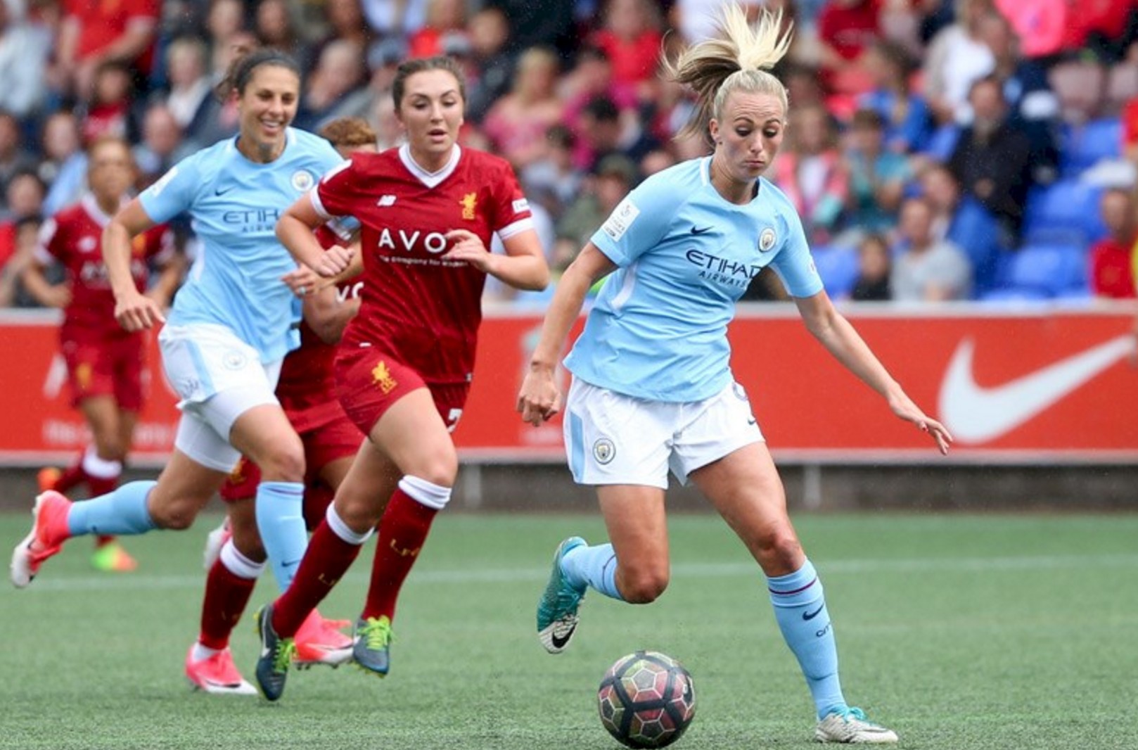 官方:巴萨女足签下曼城前锋 - 曼城|巴塞罗那|懂