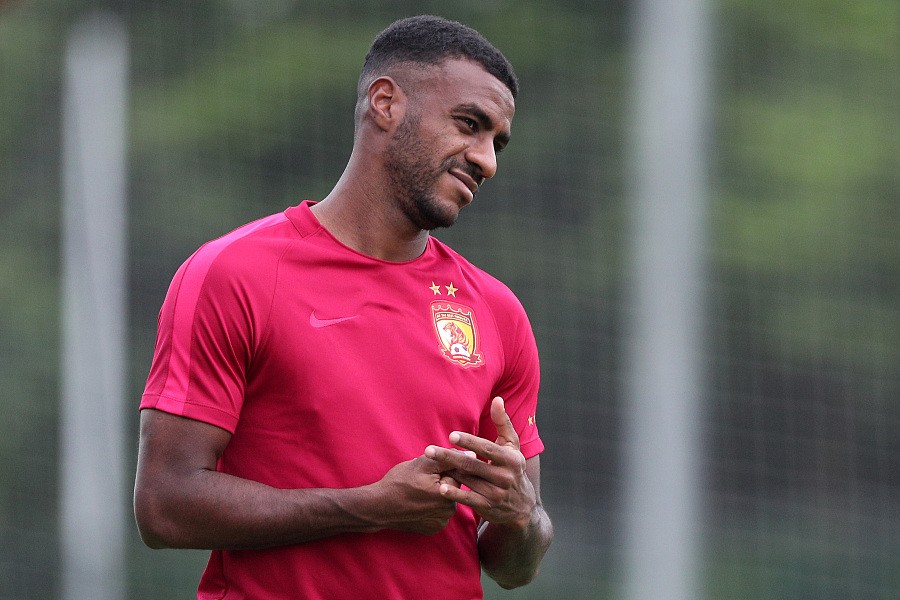 中超夏窗引援汇总:新政压力下各显神通 - 广州