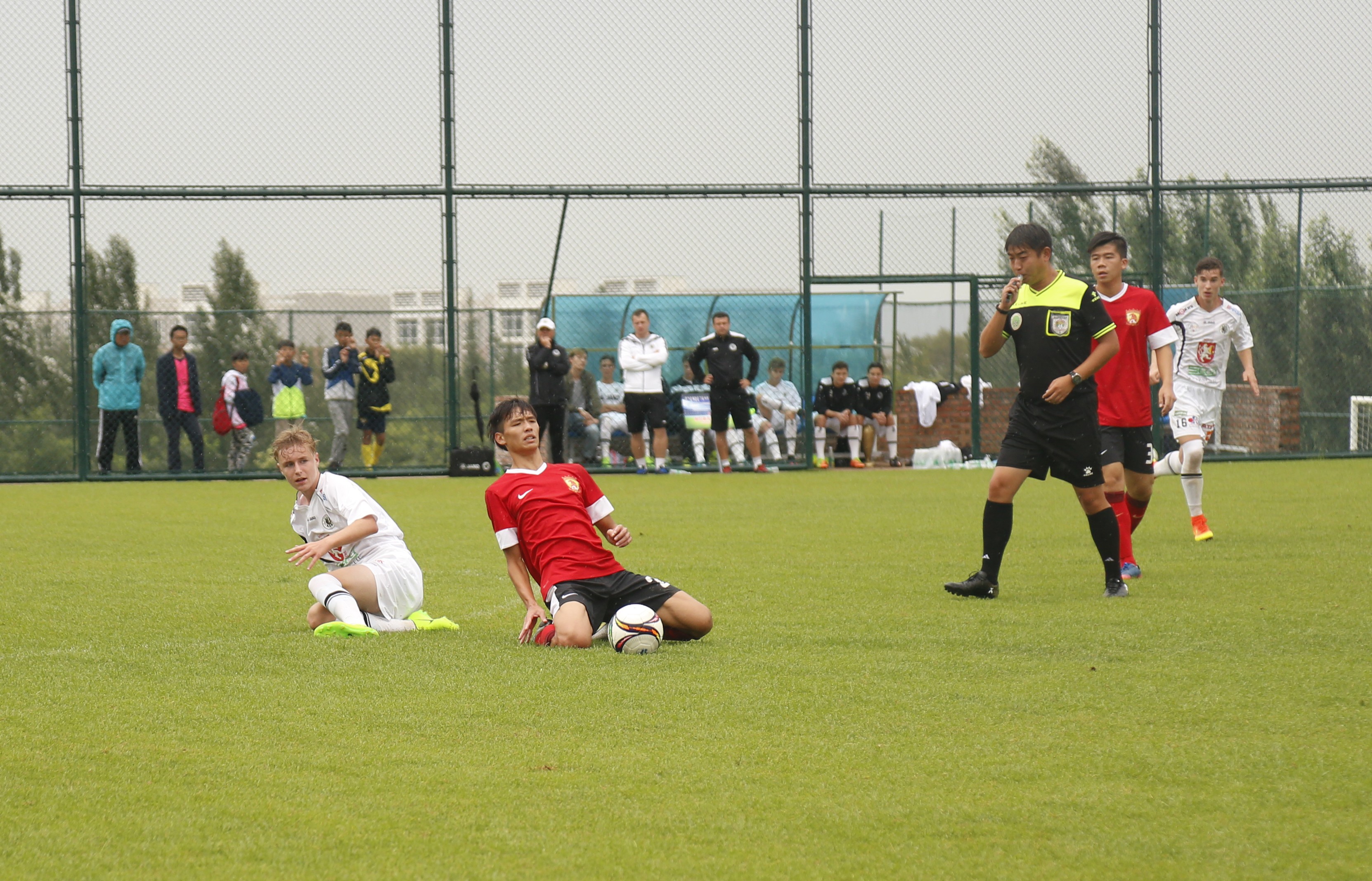 pIYBAFl51aqAKtt6ABb6Fg-AHvw388.jpg