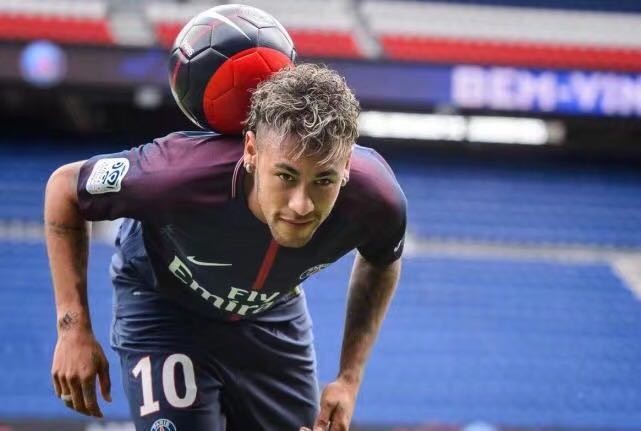 法甲一周:内马尔加盟巴黎创史诗级转会,新赛季