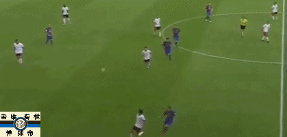 (图)连续过人杀入禁区,然后又杀了出来