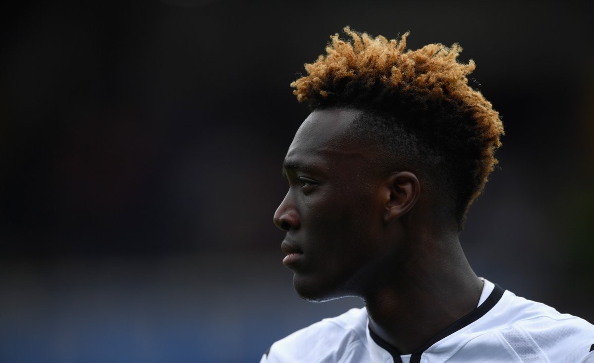 创纪录,亚伯拉罕成斯旺西队史英超第二年轻进